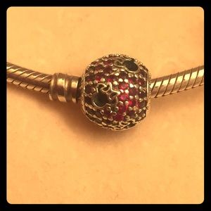 Pandora Minnie Mouse silhouette charm